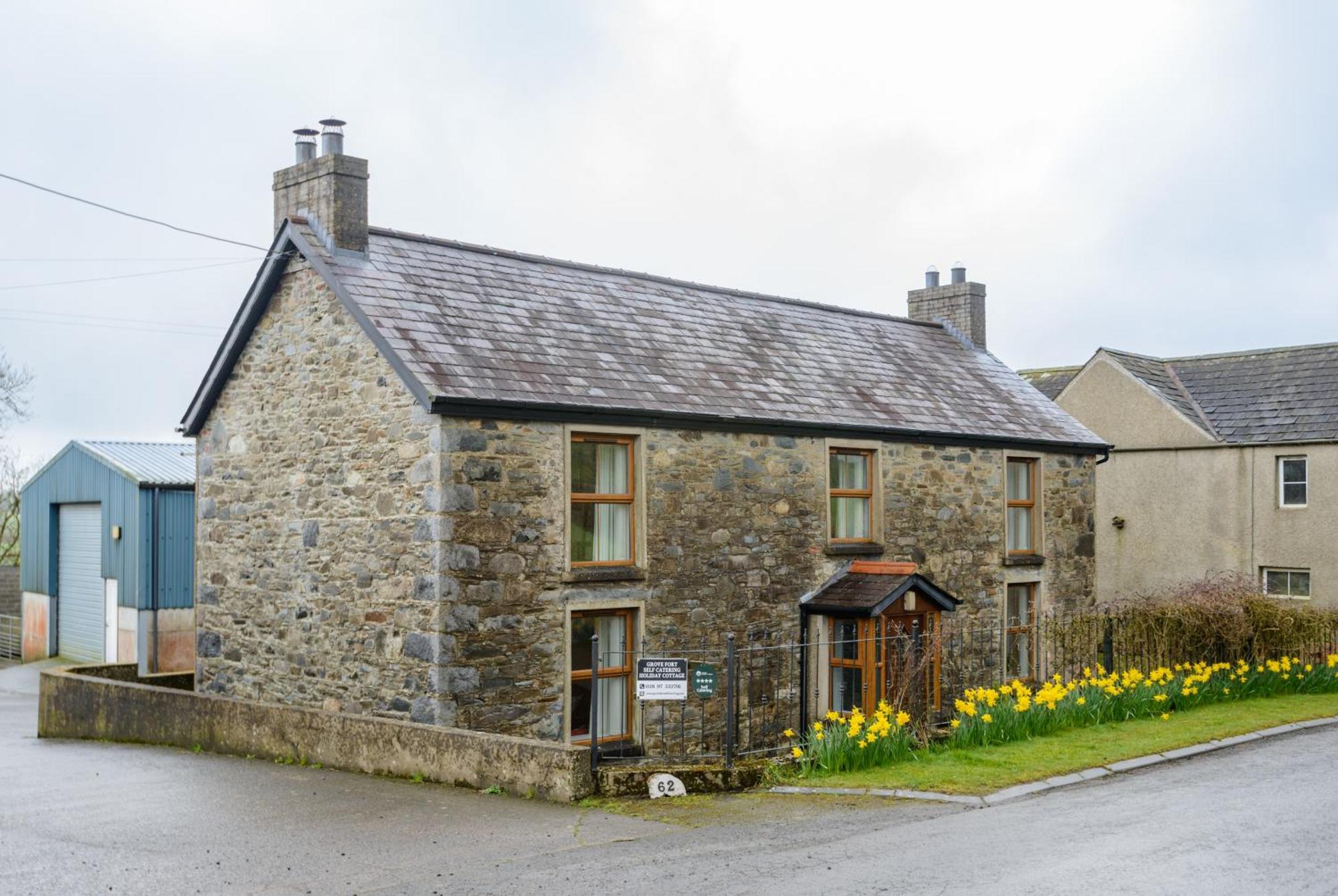 Grove Fort Self Catering Farmhouse Finnis Exterior foto